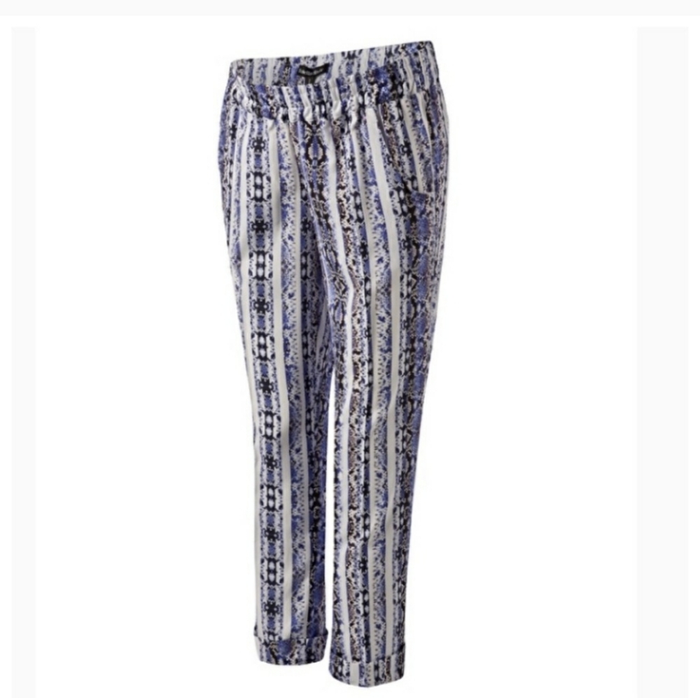 Isabella Oliver maternity casual pants